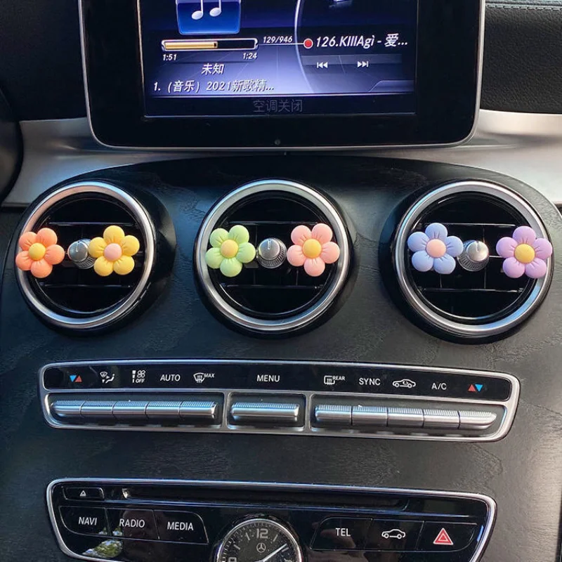 Cute Flower Aromatherapy Car Air Outlet Decoration Cute Flower Aromatherapy Car Air Outlet Decoration